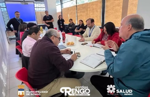 REUNIÓN CON LA COMISIÓN DE SALUD COMUNAL.